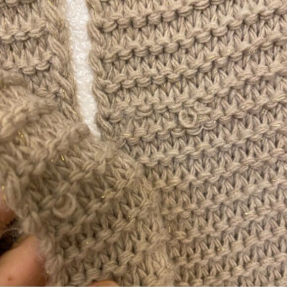 Tan beige gold sparkle thread made in Italy chunky knit scarf Shawl 10x88 - Picture 5 of 9